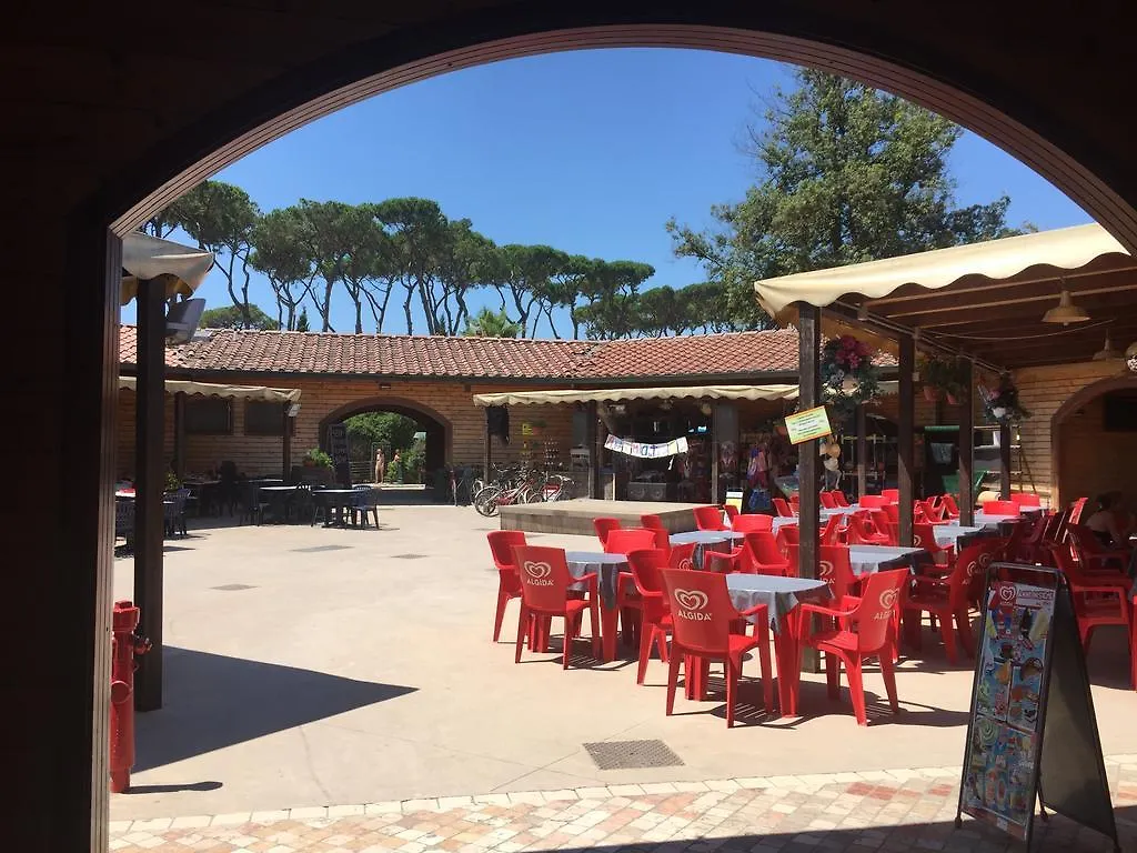 Camping Paradiso Villa Viareggio Campsite